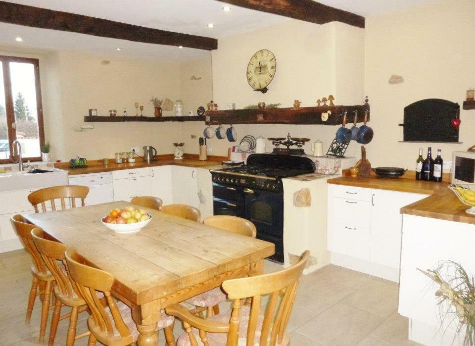 Les Glycines Bed and Breakfast Saint Gaudens Εξωτερικό φωτογραφία