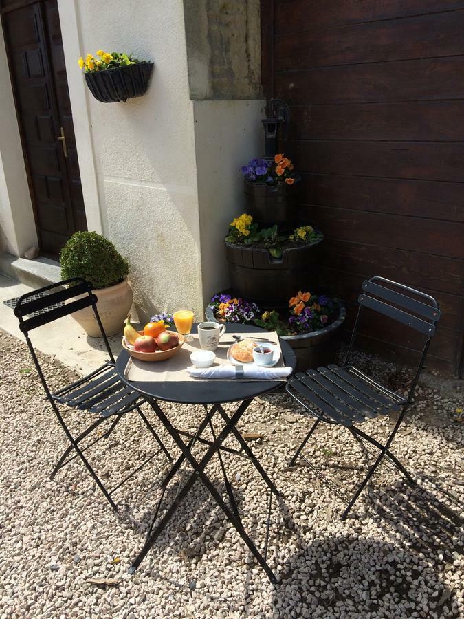 Les Glycines Bed and Breakfast Saint Gaudens Εξωτερικό φωτογραφία